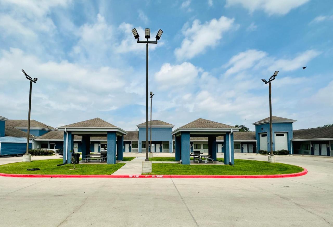 Lonestar Inn El Campo Luaran gambar